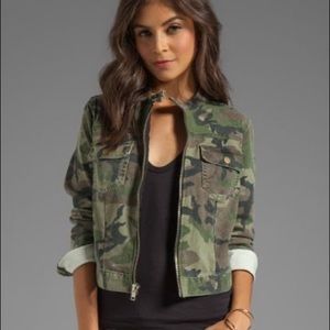 Textile Elizabeth & James Wesley Jacket in Olive Camo